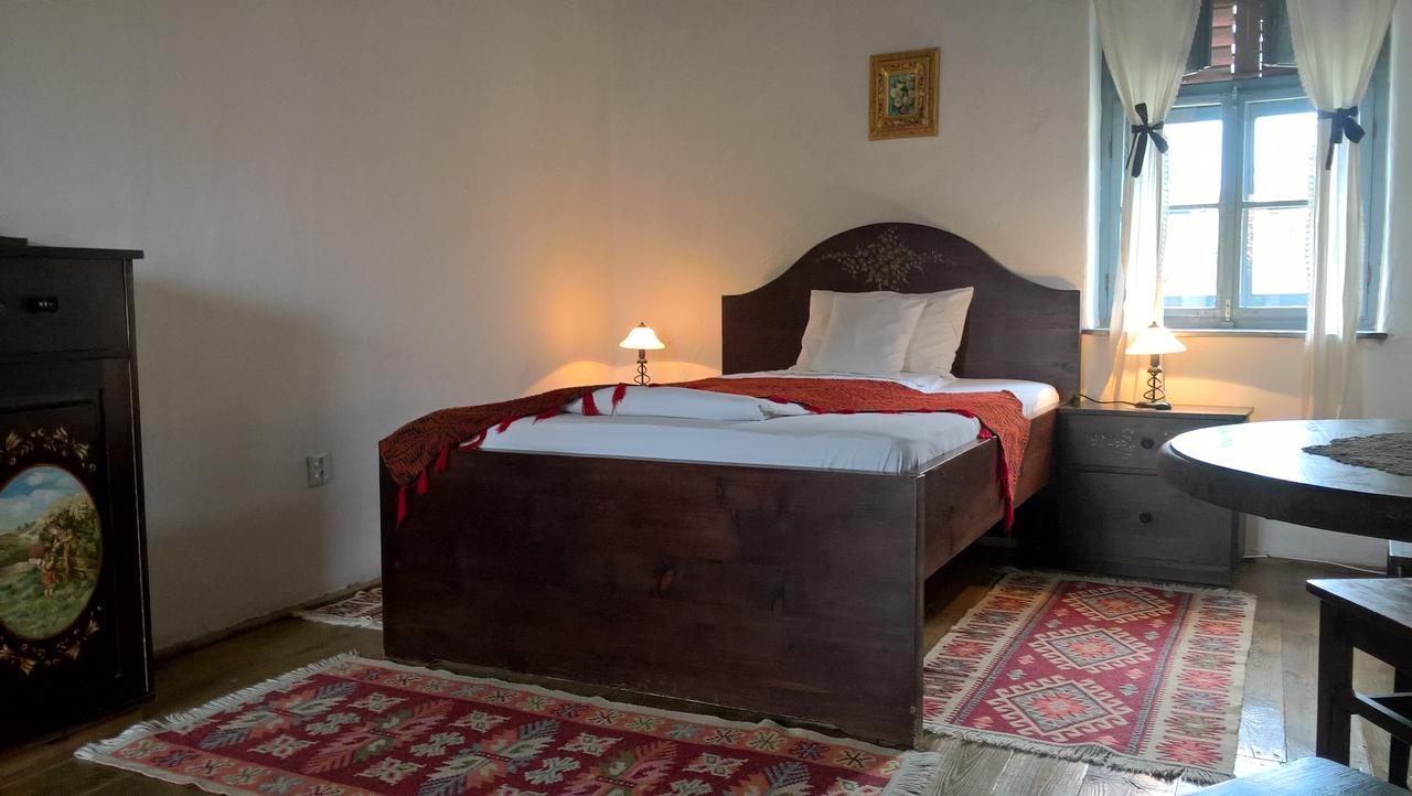 Casa Cu Zorele, Crit 189 Buitenkant foto