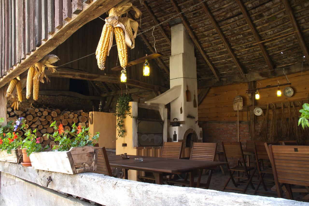 Casa Cu Zorele, Crit 189 Buitenkant foto